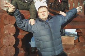 Карпуха учится лизать