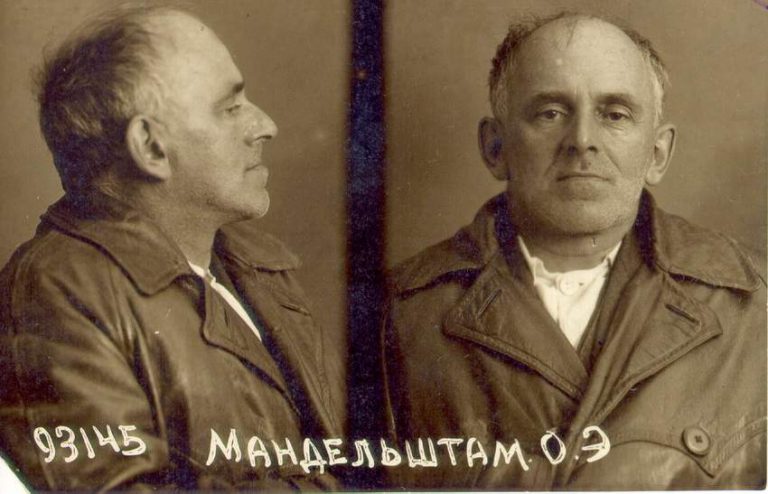 Кадры решающие ничего