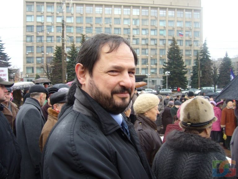 Персоналии