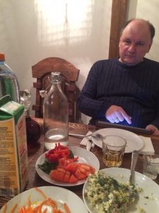 Познакомьтесь это Толик