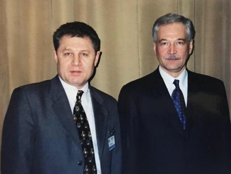 Рейдер против Основателя