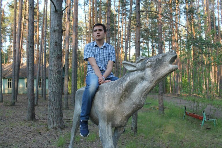 Молодые олени в деле